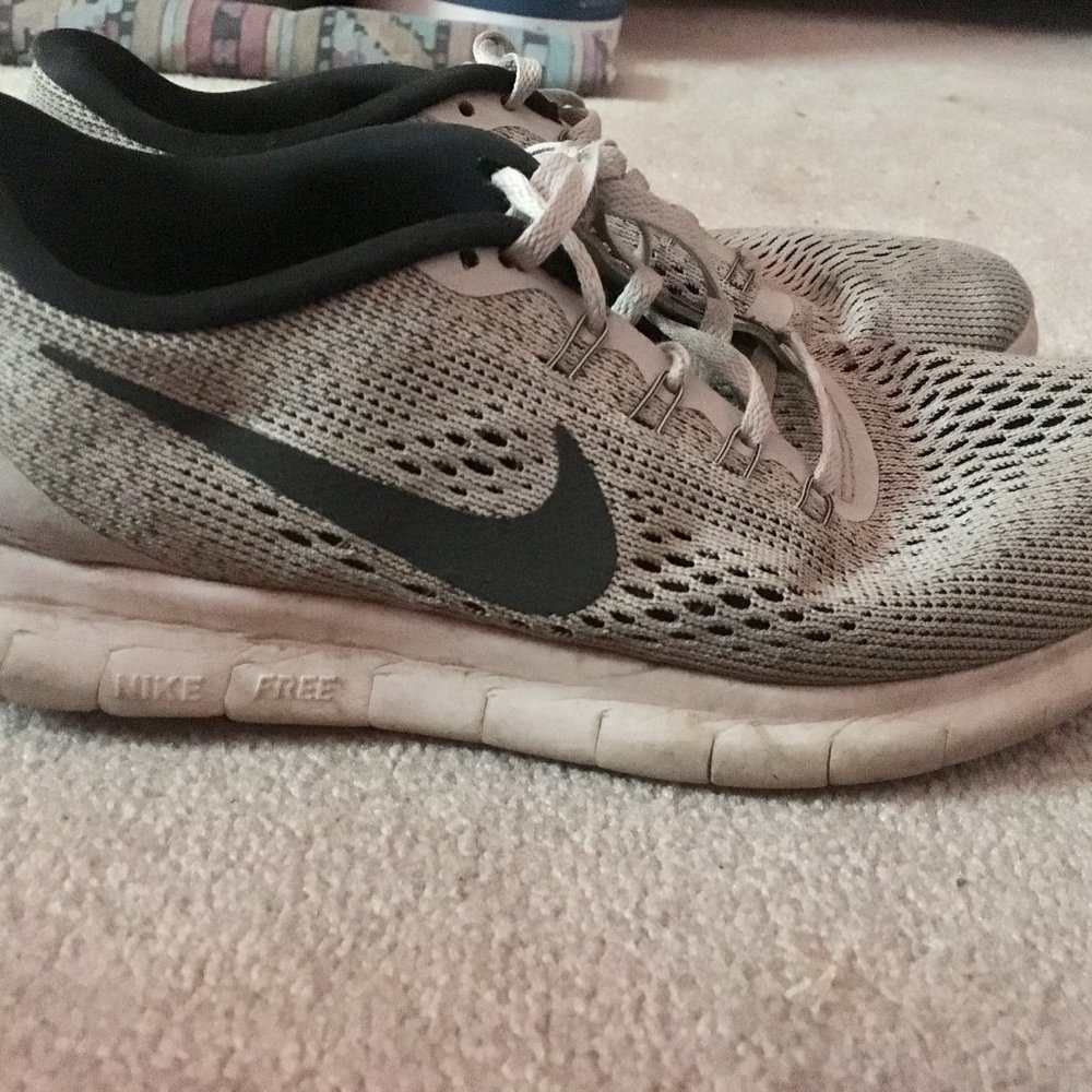 Grey Nike FLYKNIT Athletic Shoes 3/$30!